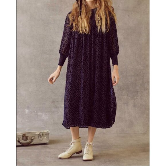 💕THE GREAT💕 The Merry Dress ~ Navy Blue Velvet Burnout Polka Dot Midi M NWT - Picture 3 of 16